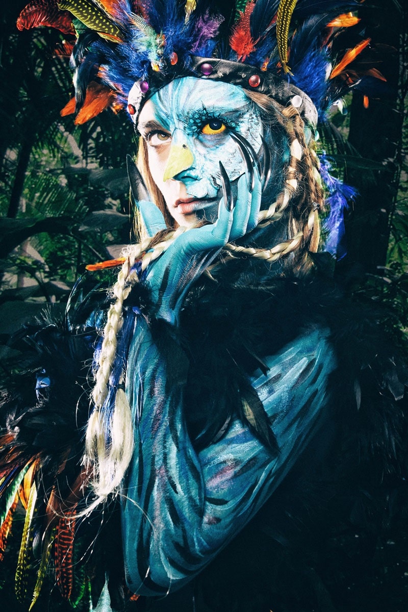 Jeune femme après bodypainting